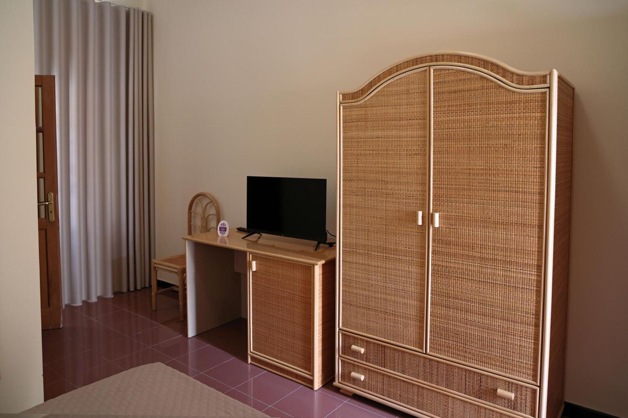 פיצו Hotel Della Piazza מראה חיצוני תמונה